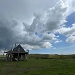 Campy Eco House • Eger