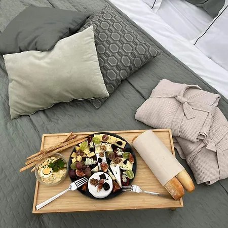 Campy Eco House • Eger 3*