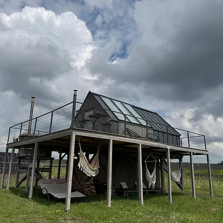 Campy Eco House • Eger