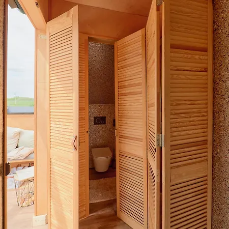 بيت ضيافة Campy Eco House • Eger